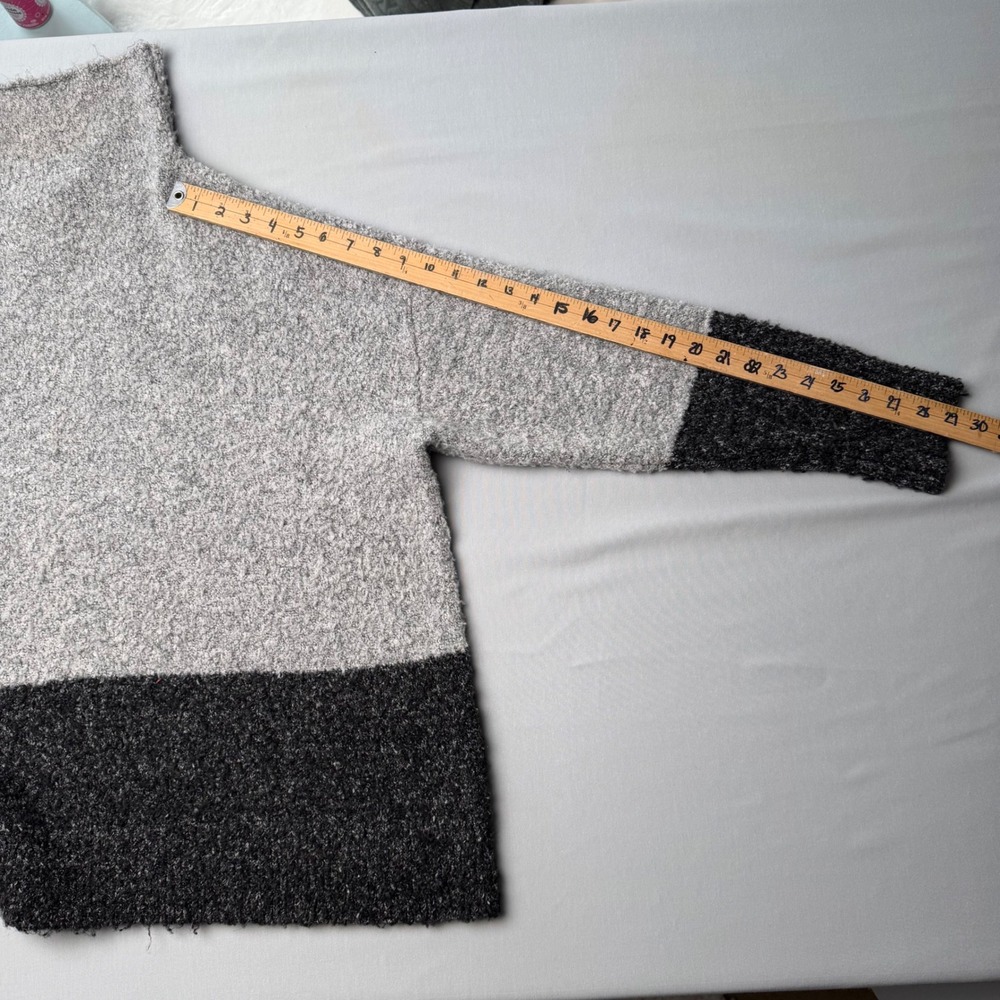 Karen Kane Grey Colorblock Boucle Knit Mock Neck Oversized Sweater Normcore Cozy - Picture 11 of 15